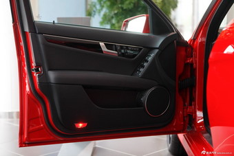 2013款奔驰C300运动型