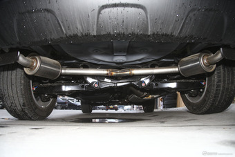 2016款比亚迪宋1.5TI手动尊贵型