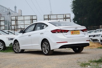 2016款领动 1.6L自动智炫精英型