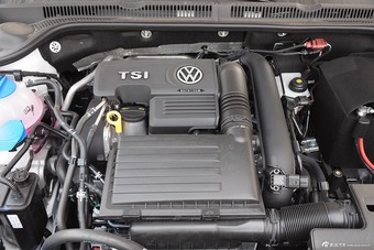 2015款速腾230TSI自动舒适型