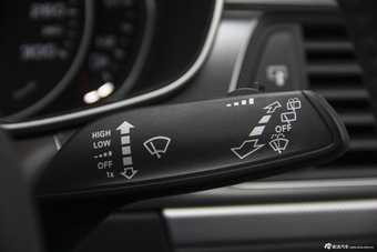 2015款奥迪A6（进口）allroad 3.0T自动quattro