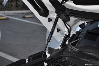 2015款揽胜3.0 V6 SC Vogue汽油版