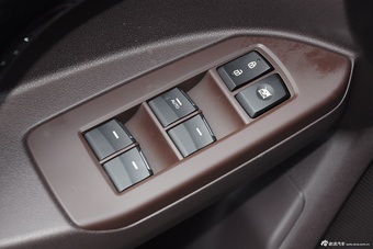 2015款传祺GS4 200T G-DCT豪华版