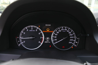 2016款讴歌RDX 3.0L自动两驱精锐版