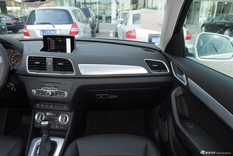 2015款奥迪Q3 40TFSI quattro豪华型