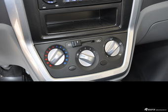 2014款启腾M70 1.2L创业型