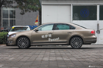 2014款帕萨特2.0T DSG御尊导航版
