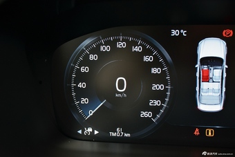 2016款沃尔沃S90 2.0T T6 AWD智雅版