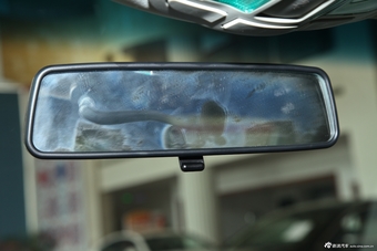 2014款荣威350 1.5L手动迅捷版