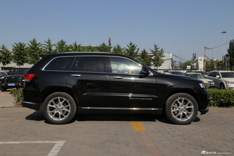 2014款大切诺基3.0L自动旗舰尊悦版