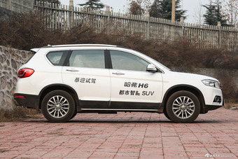 2015款哈弗H6运动版1.5T自动两驱豪华型
