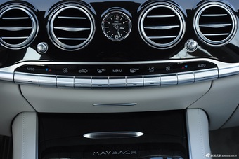2015款迈巴赫S级S400 4MATIC