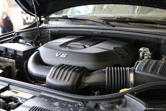 2014款大切诺基3.0L自动旗舰尊悦版