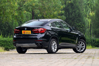 2015款宝马X6 2.0T自动xDrive28i