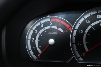 2013款金杯新海狮2.2L豪华型V22