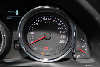 2013款锐志2.5V自动菁锐版