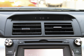 2015款凯美瑞2.0G豪华版