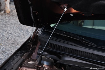 2015款启悦1.6L自动尊享型