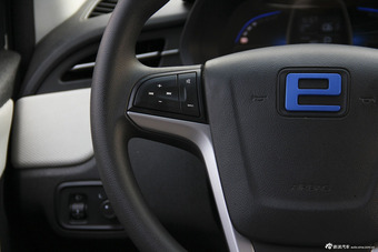 2013款荣威E50标准型