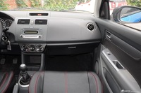 2015款雨燕1.5L手动限定版