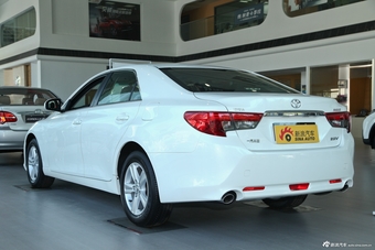 2013款锐志2.5S自动菁锐版