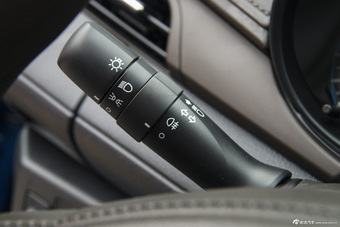 2014款YARiS L 致炫1.3L手动魅动版