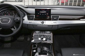 2014款奥迪A8L 3.0T自动50TFSI quattro豪华型