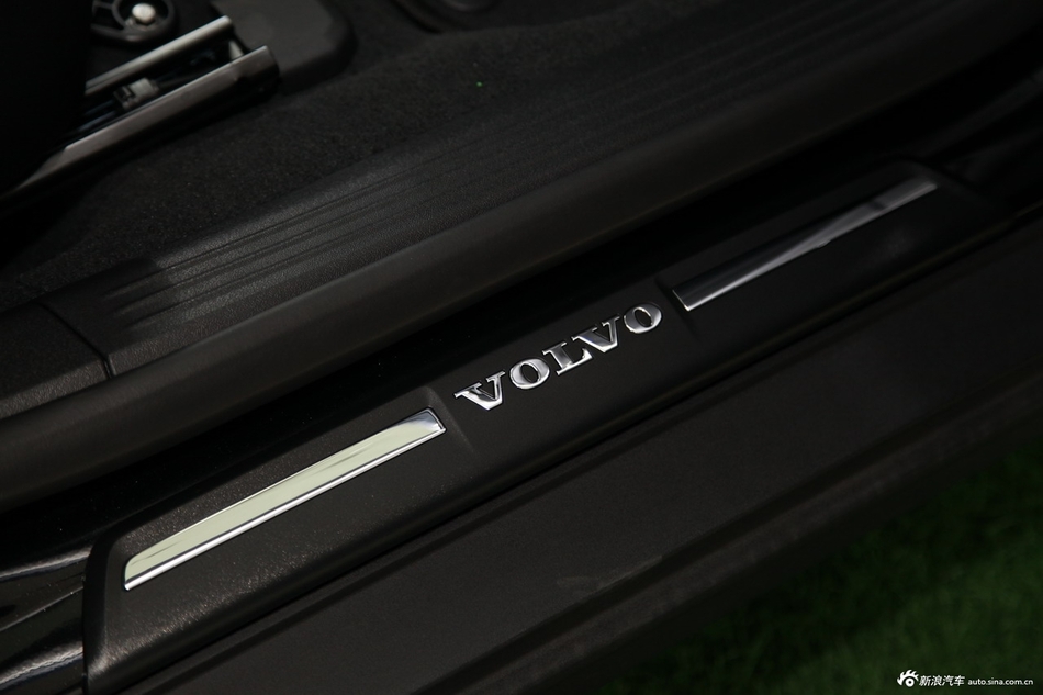 2014款沃尔沃V40 Cross Country 2.0T智逸版