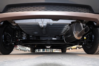 2015款绅宝D20两厢1.5L手动乐天版