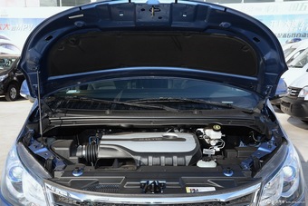 2016款上汽大通G10  2.0T自动精英版图片