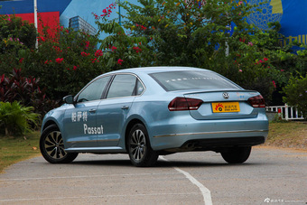 2014款帕萨特1.4T DSG蓝驱版