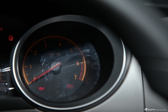 2012款中华H230 1.5L手动舒适型