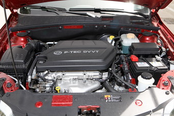 2013款宝骏630 1.5L手动精英型