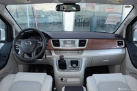 2016款上汽大通G10 2.0T手动豪华版