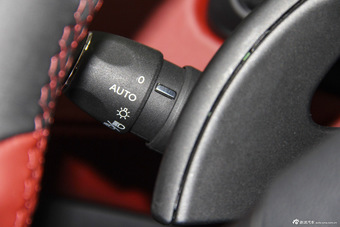 2016款DS 4S 1.8T自动尊享版THP200