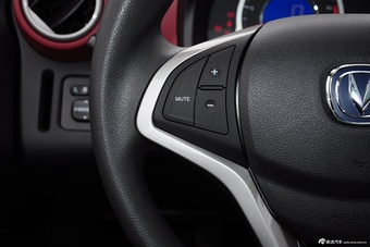 2014款奔奔1.4L手动天窗版