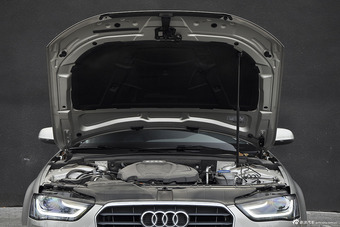 2015款奥迪A4L 35TFSI自动技术型