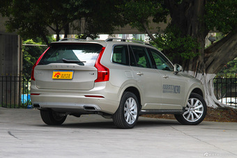 2015款沃尔沃XC90 2.0T自动 T6智雅版5座