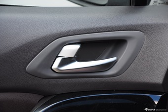 2015款传祺GS4 200T G-DCT豪华版