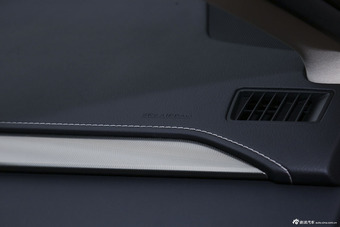 2016款雷克萨斯NX2.0L自动200全驱锋尚版