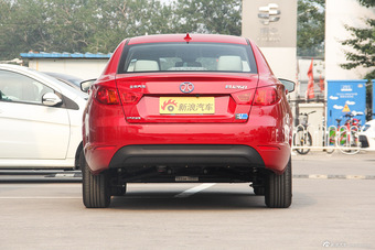 2016款北汽新能源EU系列EU260 电动