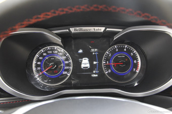 2016款中华V3 1.5T手动旗舰型