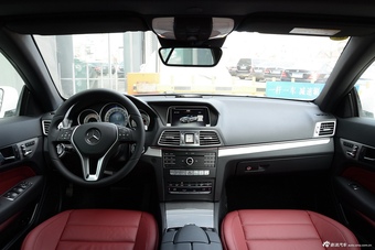 2014款奔驰E260 2.0T自动敞篷版图片