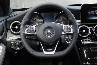 2015款奔驰C300运动版