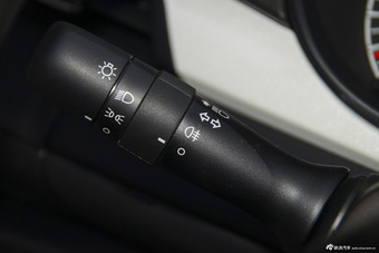 2016款威驰1.5L自动智臻星耀版