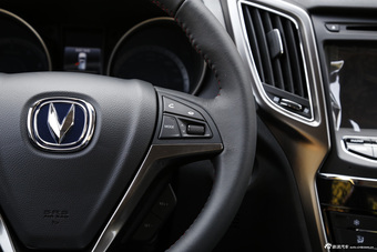 2014款长安CS75 1.8T自动精英型国5