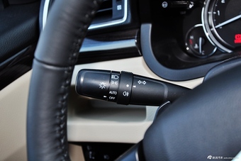 2015款启悦1.6L自动尊享型