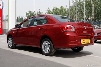 2013款宝骏630 1.5L手动精英型