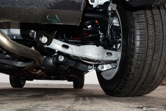 2016款发现神行2.0T自动SE版