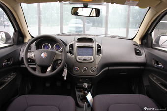 2014款吉利金刚三厢1.5L手动进取型图片